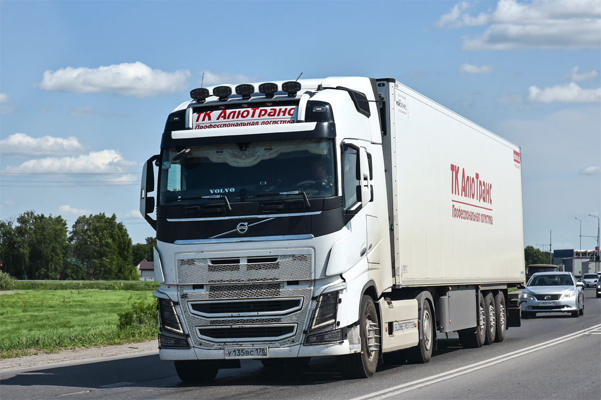 Санкт-Петербург, № У 135 ВС 178 — Volvo ('2012) FH-Series Санкт-Петербург, № У 135 ВС 178 — Volvo ('2012) FH-Series