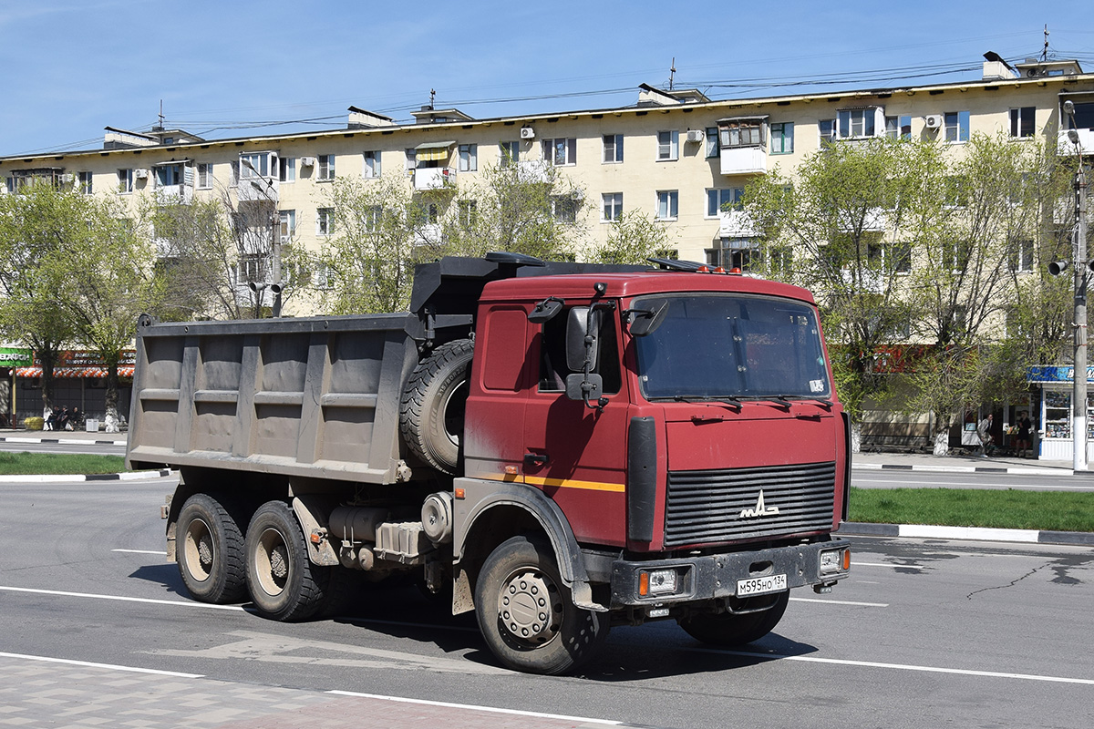 Волгоградская область, № М 595 НО 134 — МАЗ-5516X5 Волгоградская область, № М 595 НО 134 — МАЗ-5516X5