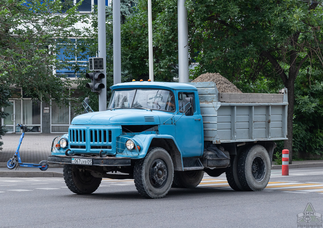 Алматинская область, № 067 UXB 05 — ЗИЛ-495810