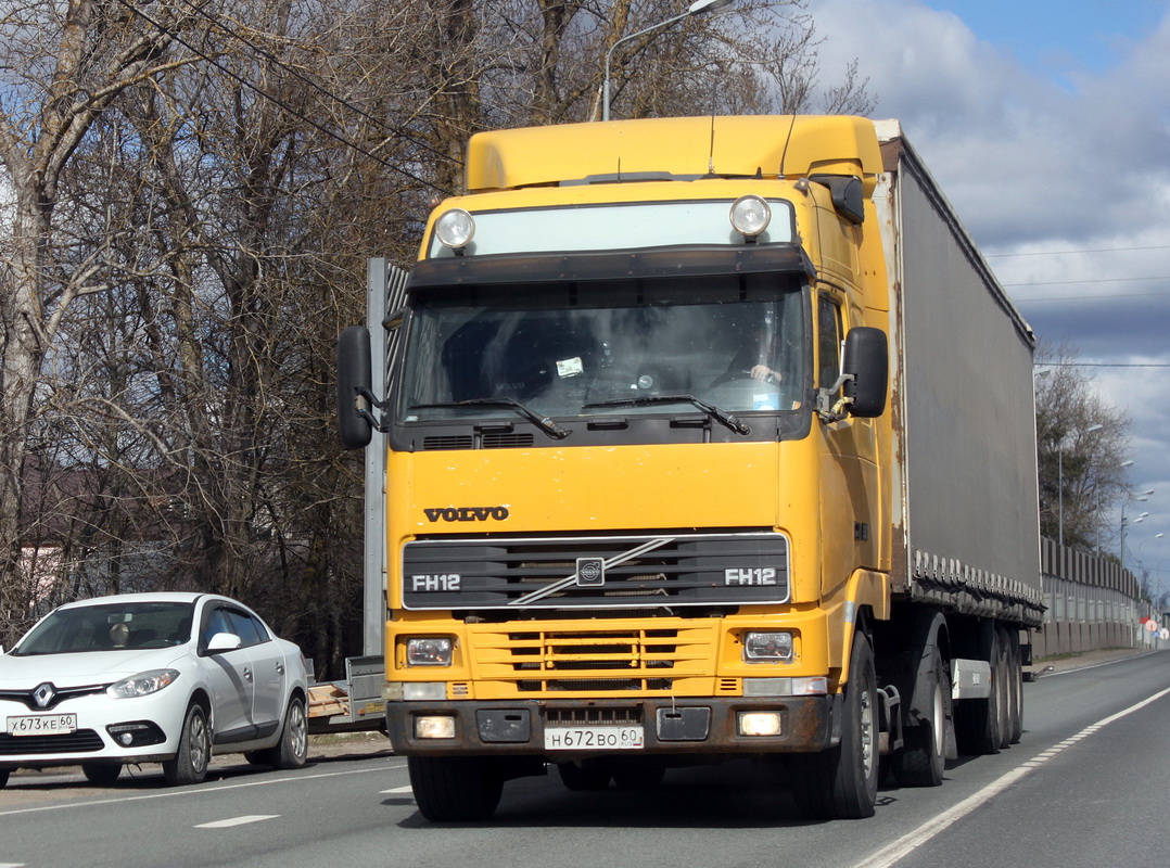 Псковская область, № Н 672 ВО 60 — Volvo ('1993) FH12.380