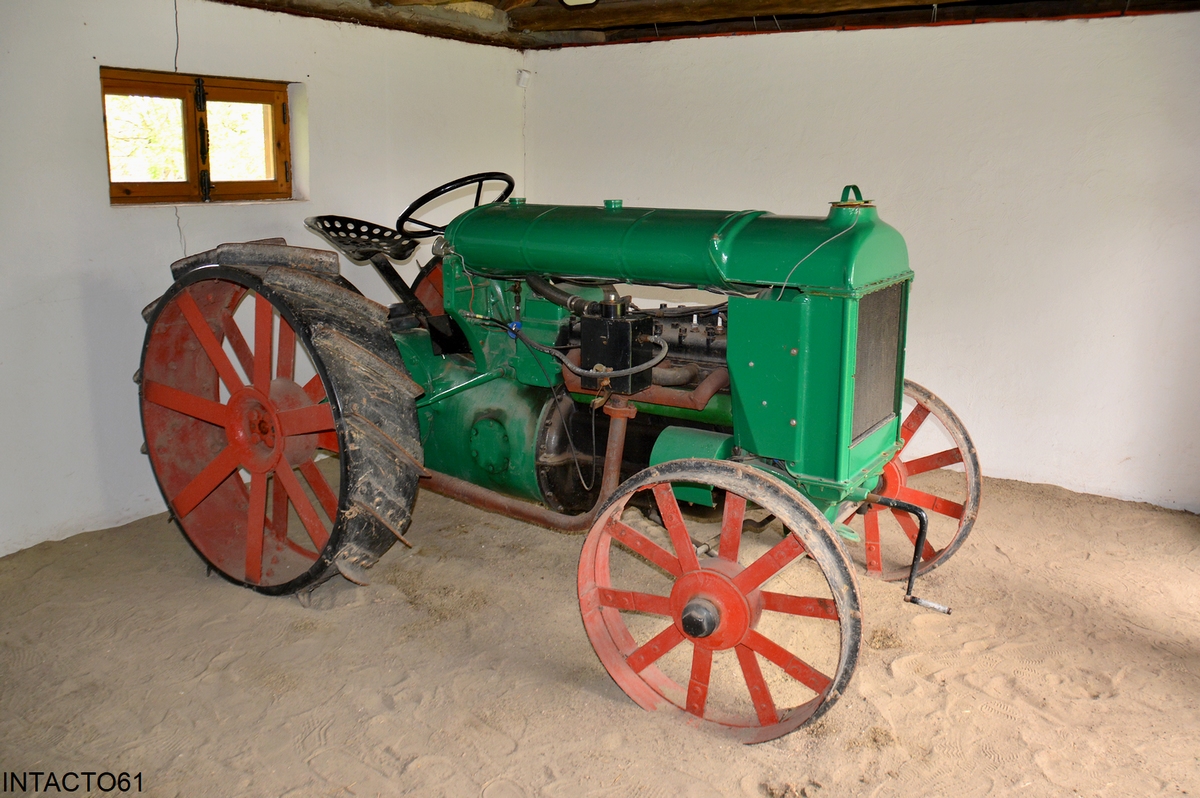Ростовская область, № (61) Б/Н СТ 0175 — Fordson Ростовская область, № (61) Б/Н СТ 0175 — Fordson
