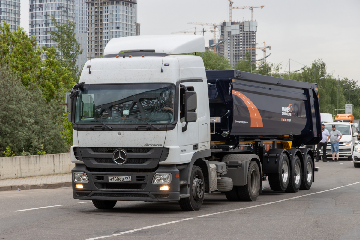 Москва, № Н 150 СВ 797 — Mercedes-Benz Actros ('2009) 1844