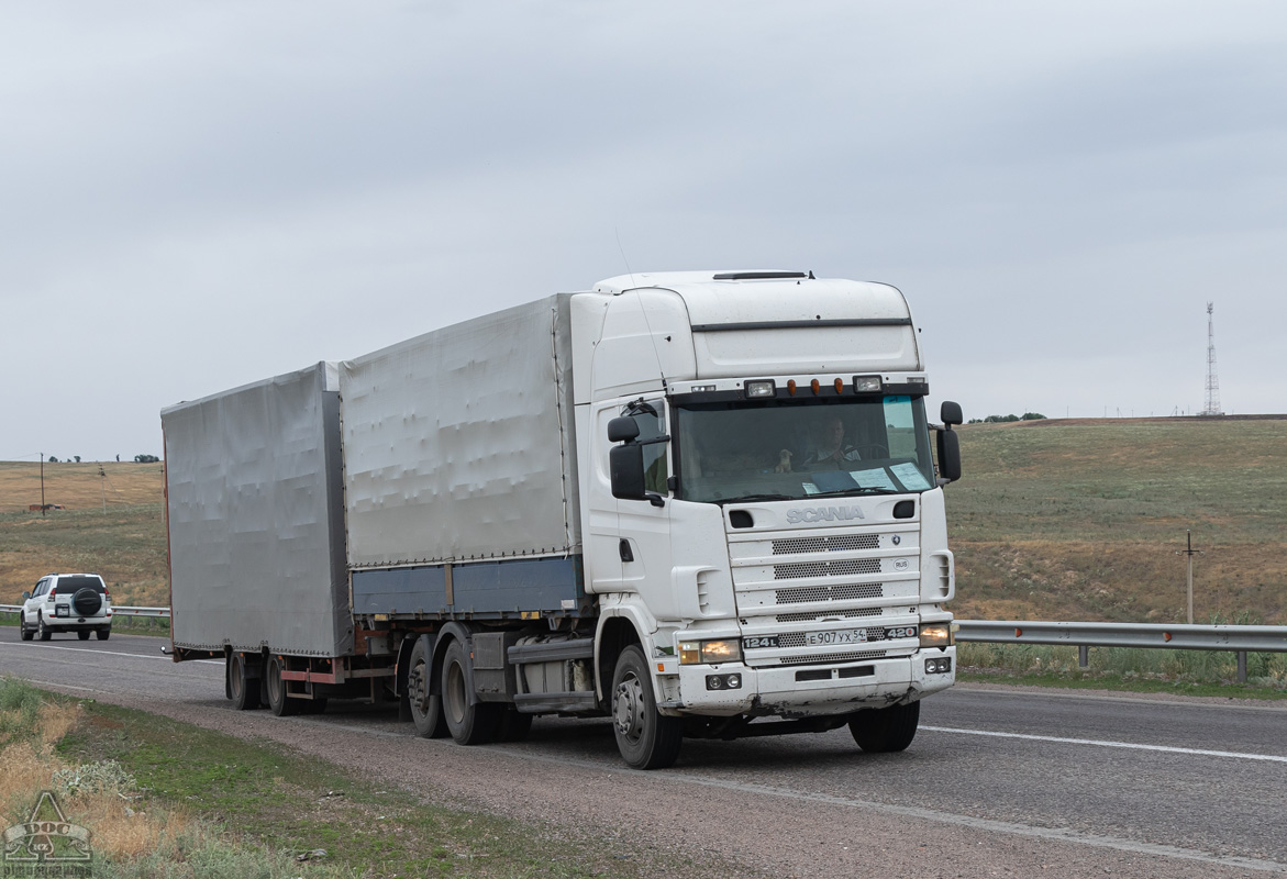 Новосибирская область, № Е 907 УХ 54 — Scania ('1996) R124L