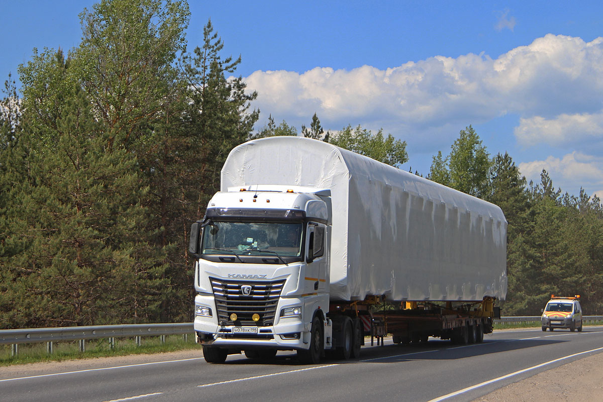 Санкт-Петербург, № Н 078 ХК 198 — КамАЗ-65659