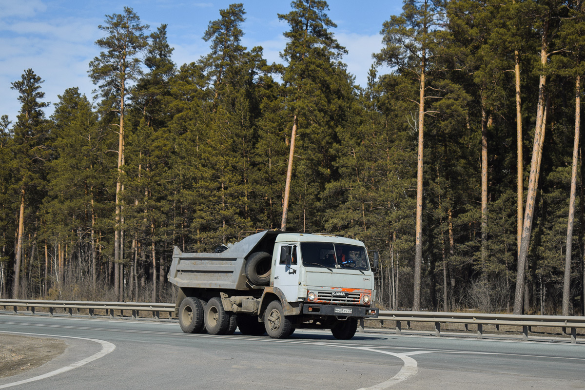 Алтайский край, № М 405 РУ 22 — КамАЗ-55111-01 [55111A]