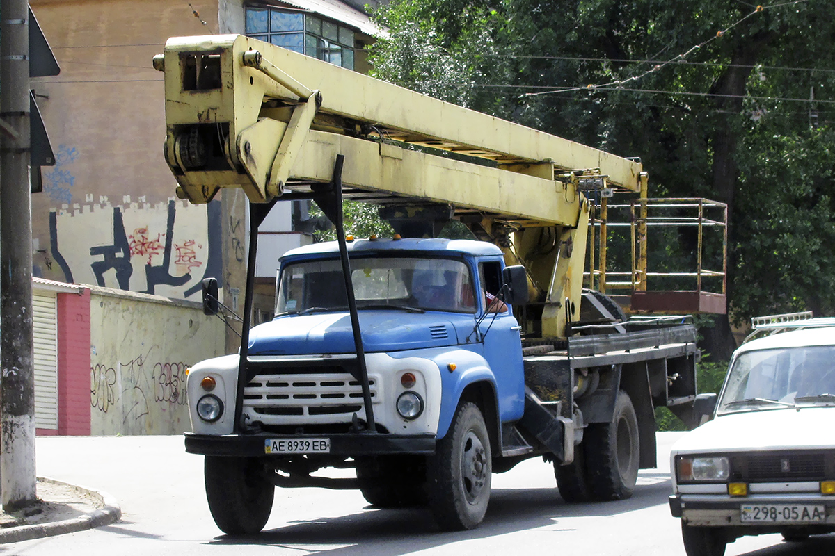 Днепропетровская область, № АЕ 8939 ЕВ — ЗИЛ-431410