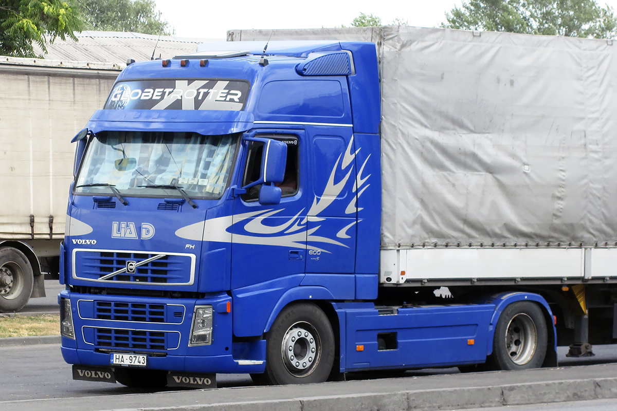 Латвия, № HA-9743 — Volvo ('2008) FH16.600