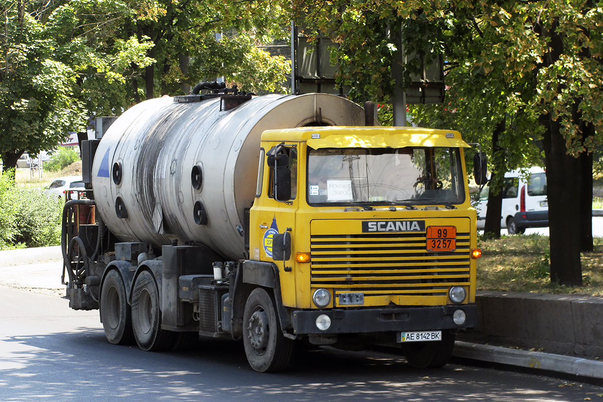 Днепропетровская область, № АЕ 8142 ВК — Scania (I) (общая модель)