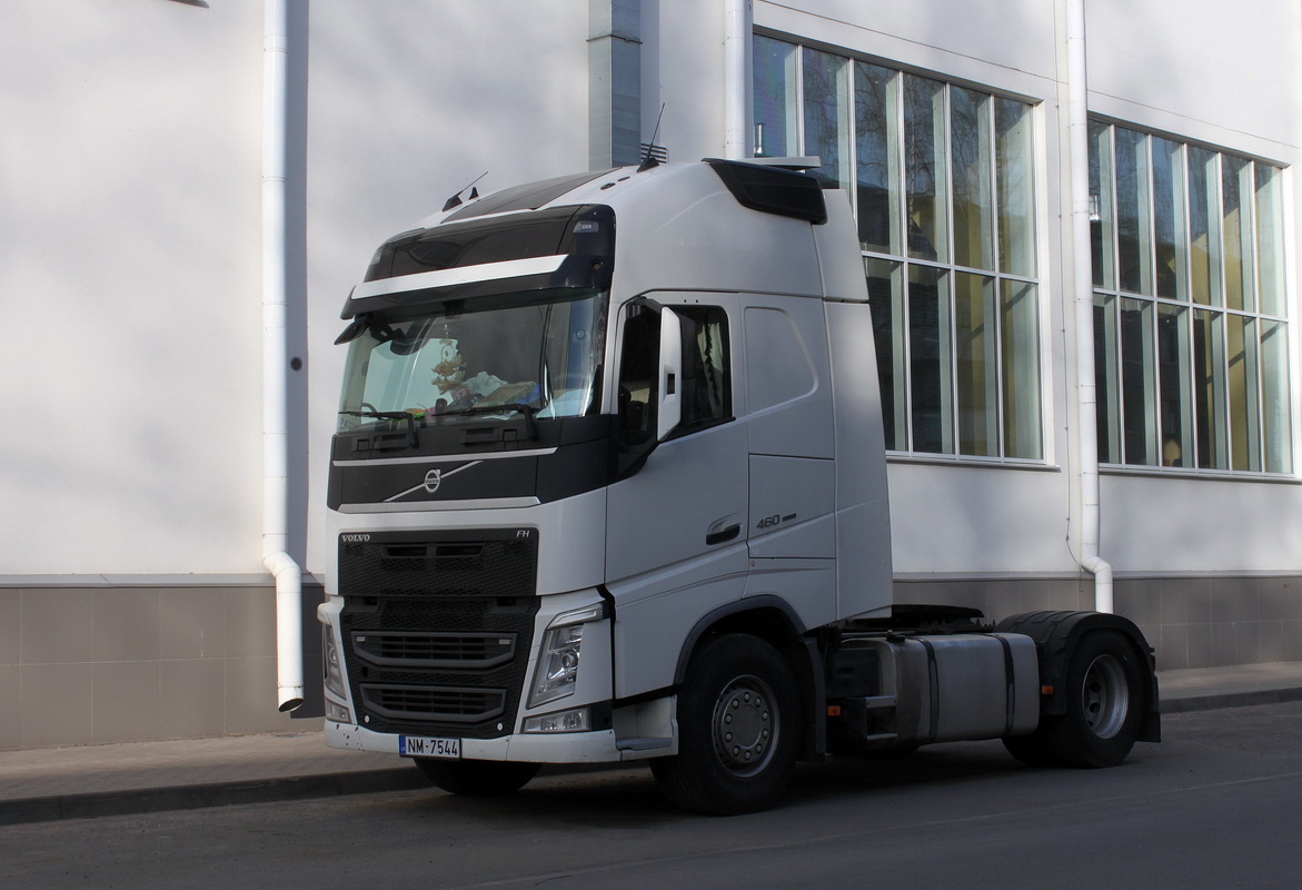 Латвия, № NM-7544 — Volvo ('2012) FH.460