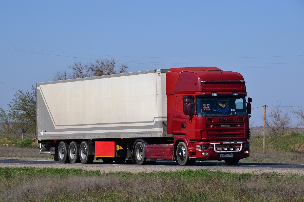 Саратовская область, № Е 067 ЕС 164 — Scania ('1996) R124L