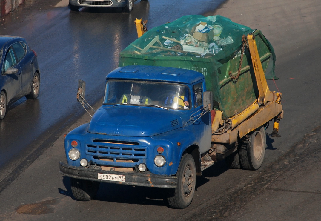 Москва, № К 582 НМ 97 — ЗИЛ-130 (общая модель)