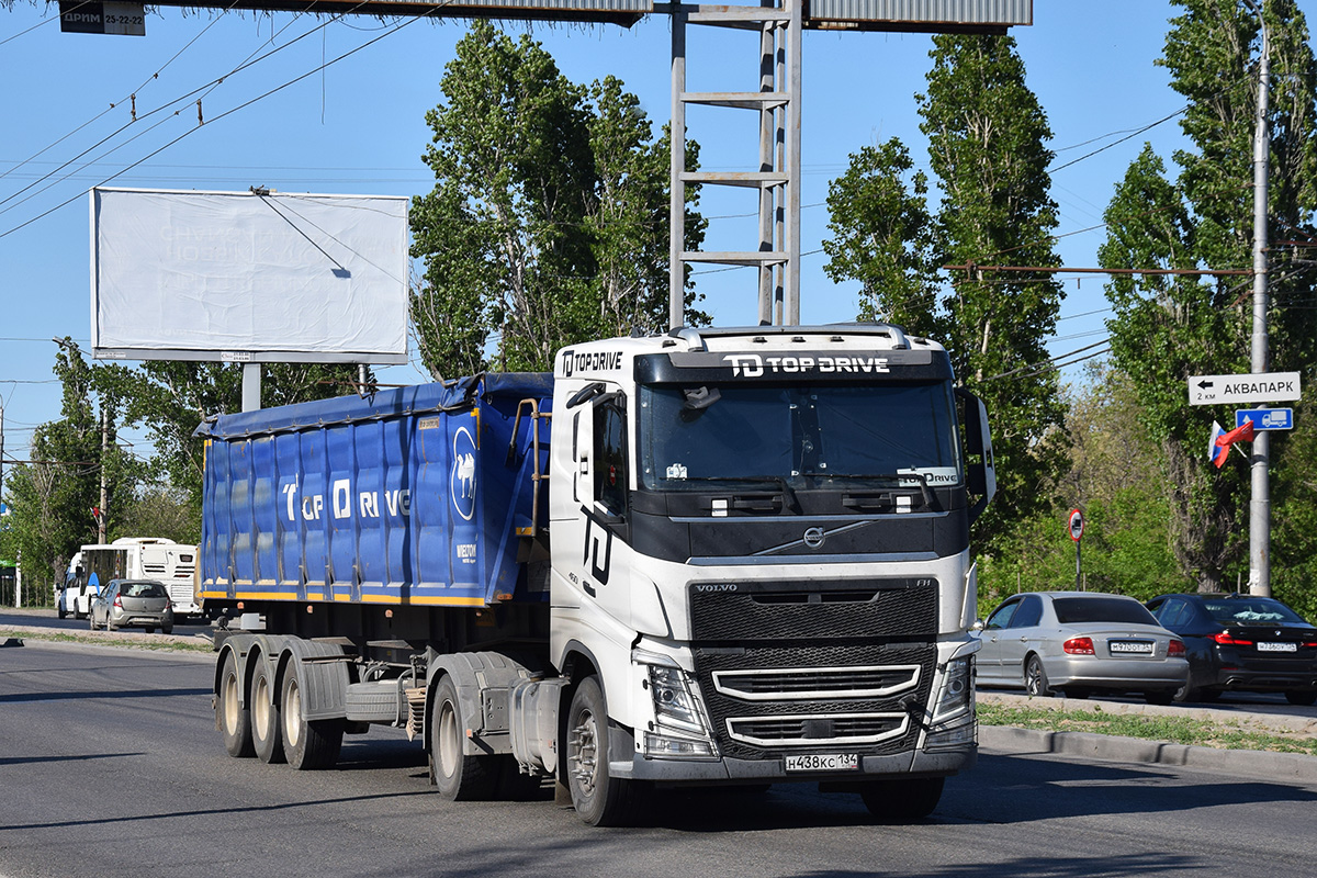 Волгоградская область, № Н 438 КС 134 — Volvo ('2012) FH.460 [X9P]