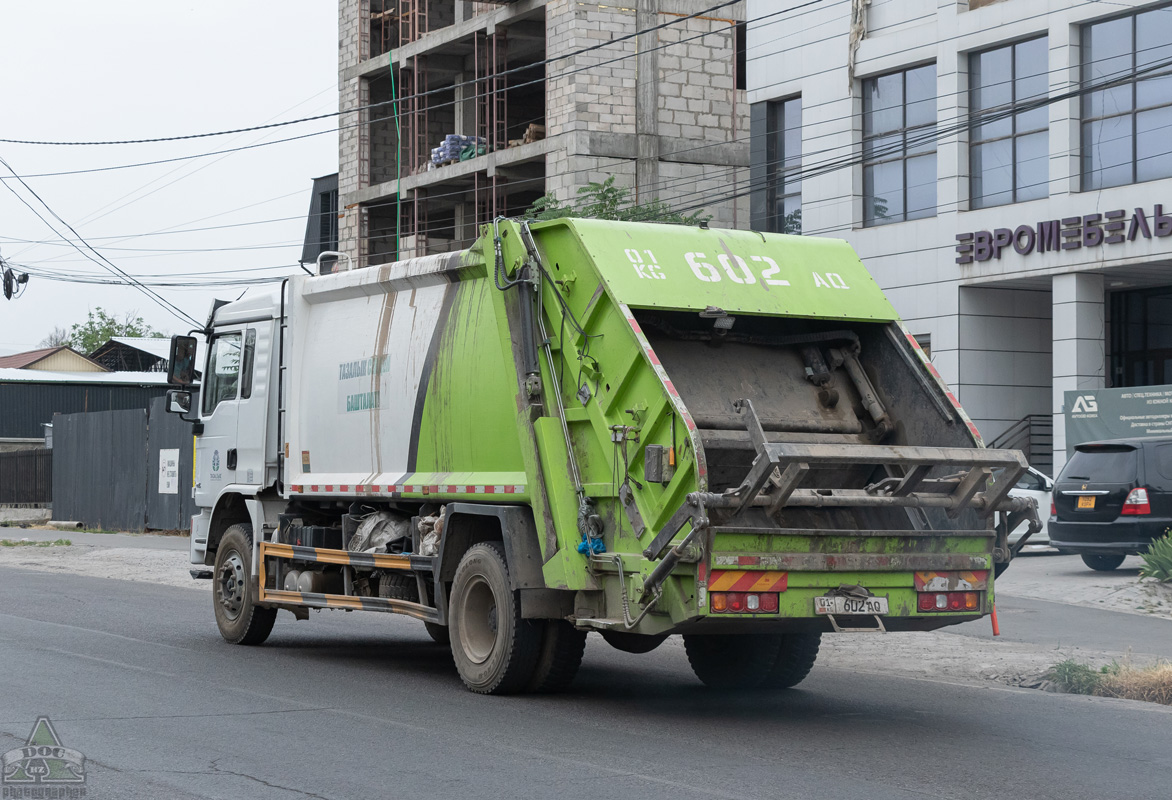 Киргизия, № 01 602 AQ — Shaanxi Shacman L3000 (общая модель)