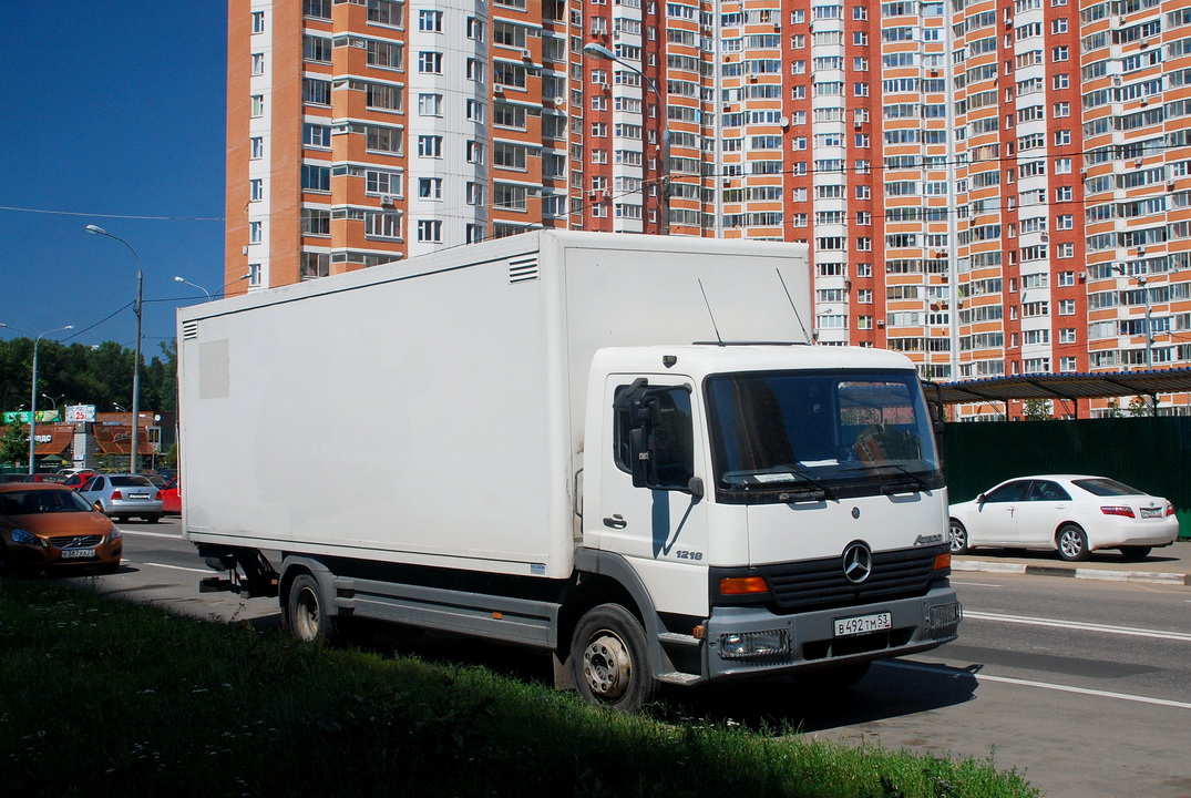Новгородская область, № В 492 ТМ 53 — Mercedes-Benz Atego 1218