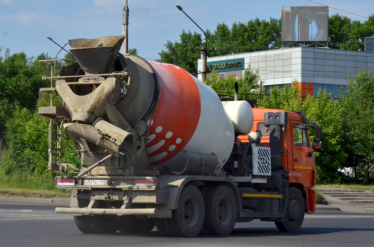 Кемеровская область, № О 931 КТ 142 — КамАЗ-65115-50