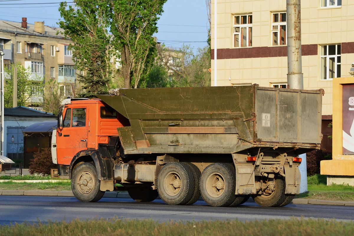 Волгоградская область, № Е 823 МЕ 34 — КамАЗ-55111 [551110]