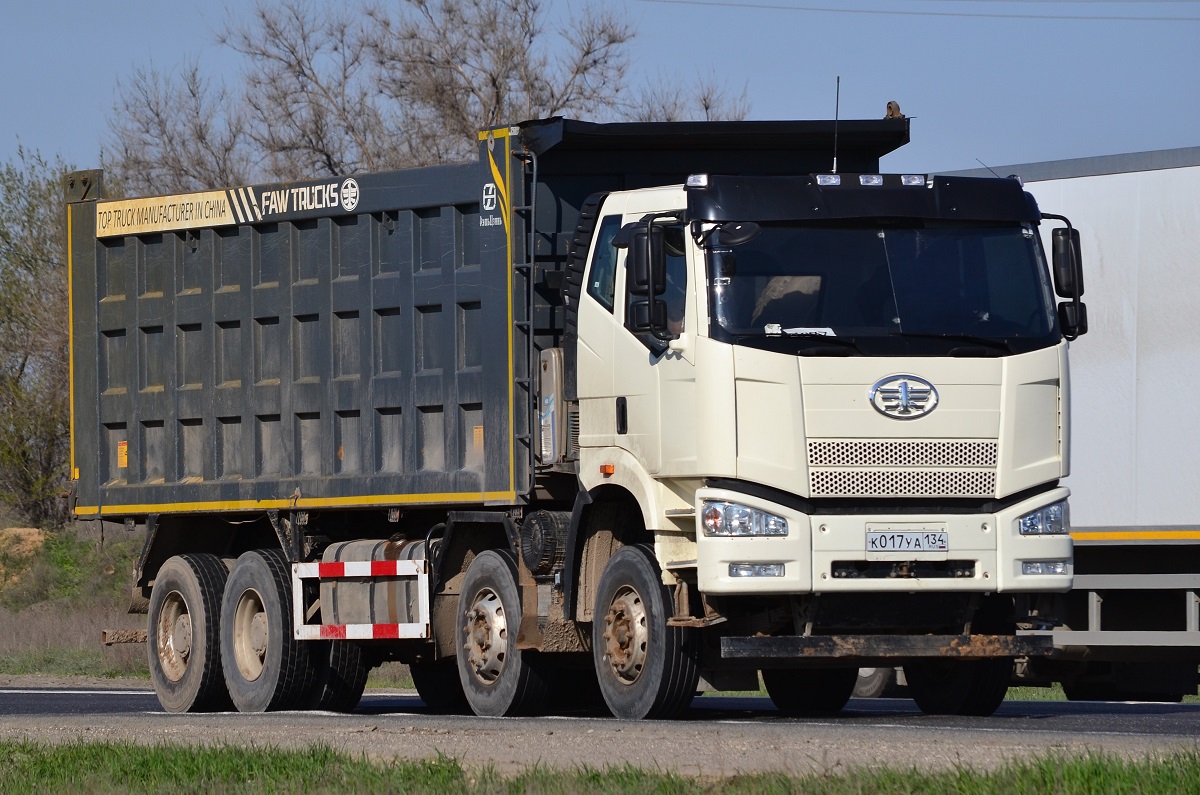 Волгоградская область, № К 017 УА 134 — FAW J6 CA3310