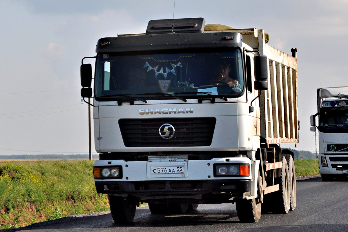 Омская область, № С 576 АА 55 — Shaanxi Shacman F2000 SX325x