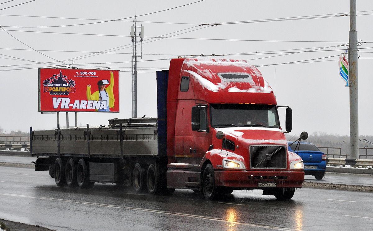 Омская область, № А 427 КУ 155 — Volvo  (общая модель)