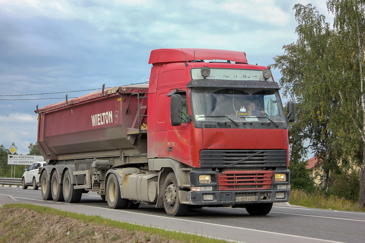Санкт-Петербург, № О 123 ВВ 98 — Volvo ('1993) FH12.380