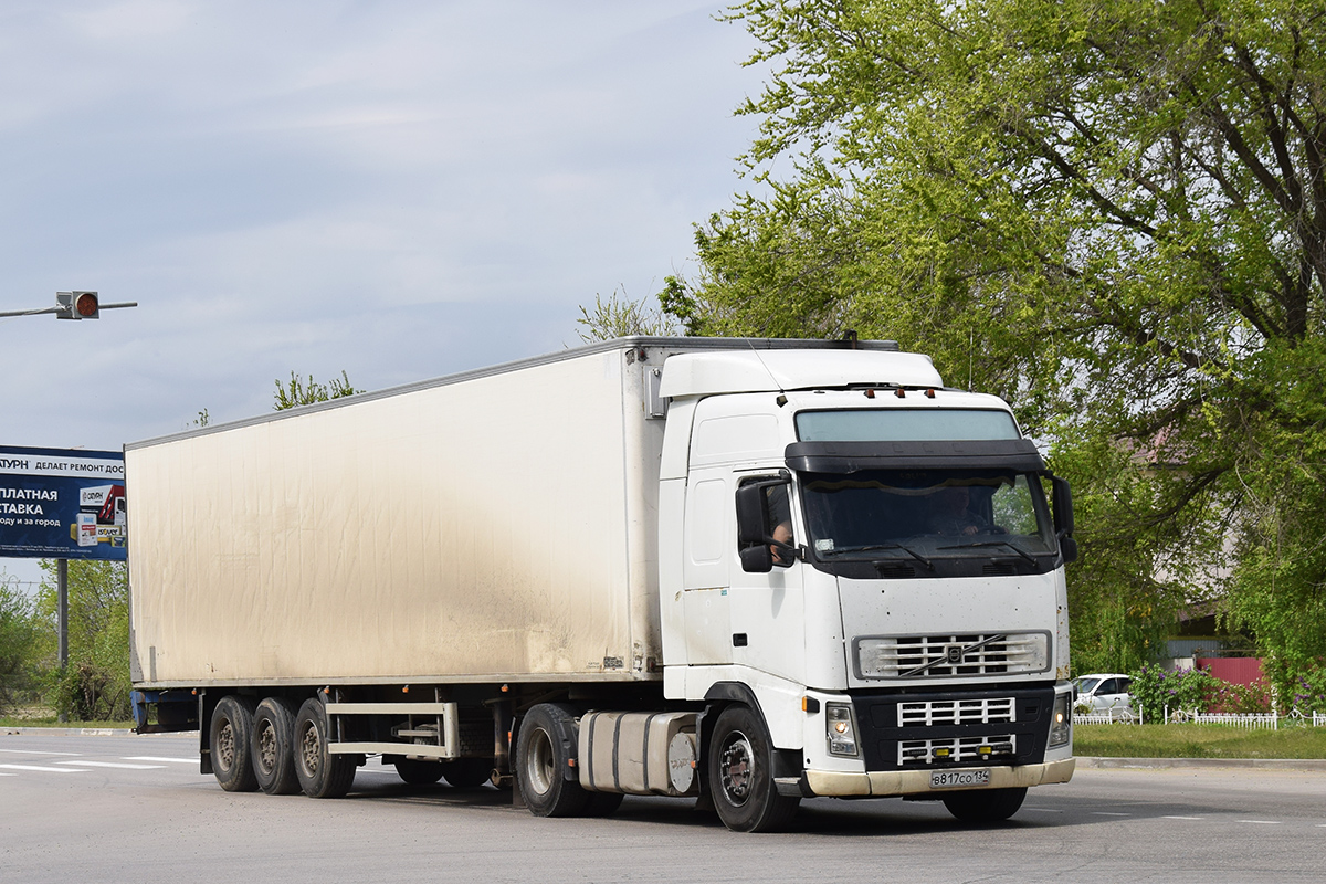 Волгоградская область, № В 817 СО 134 — Volvo ('2002) FH12.440