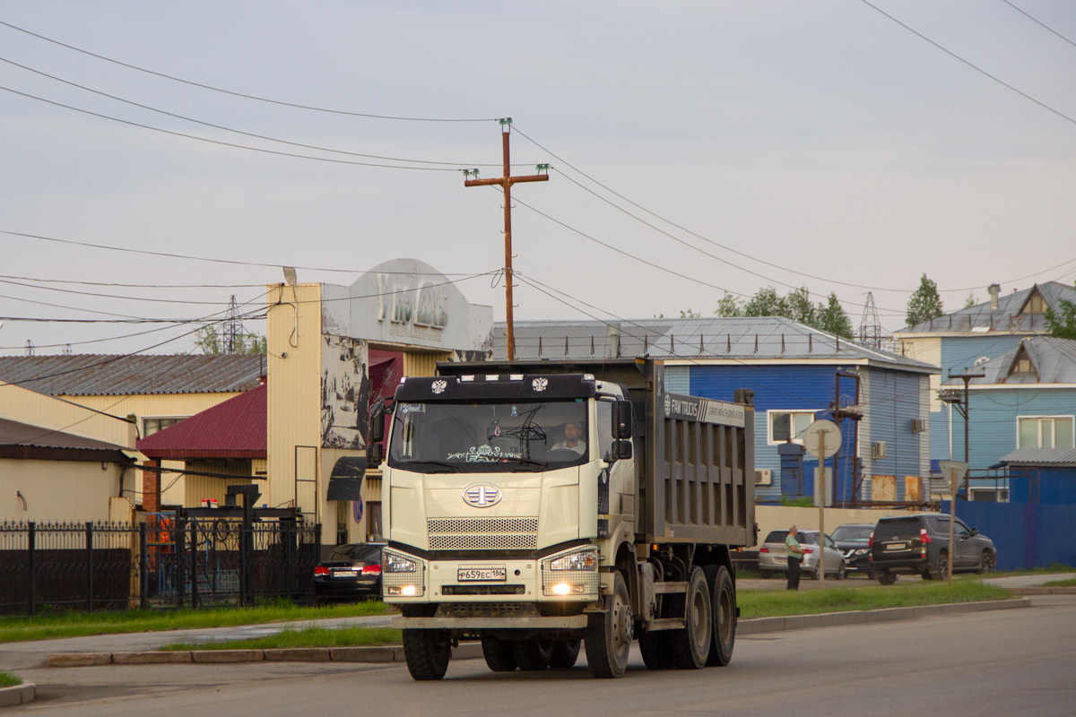 Ханты-Мансийский автоном.округ, № Р 659 ЕС 186 — FAW J6 (общая модель)