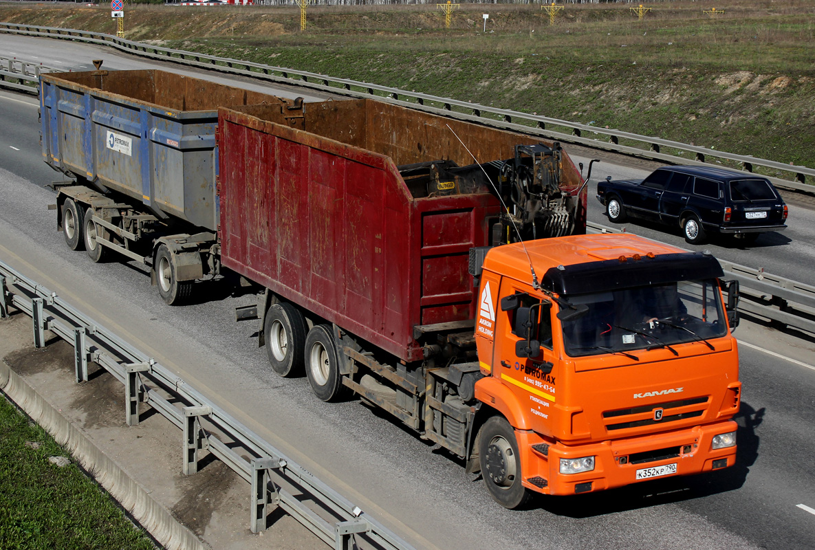 Московская область, № К 352 КР 790 — КамАЗ-65115-A5(48)
