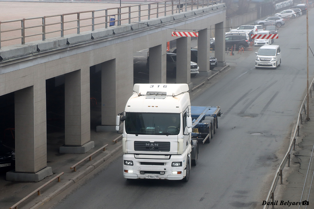 Приморский край, № У 316 ЕС 125 — MAN TGA 18.440