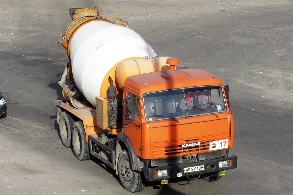 Днепропетровская область, № 17 — КамАЗ-53229-15 [53229R]
