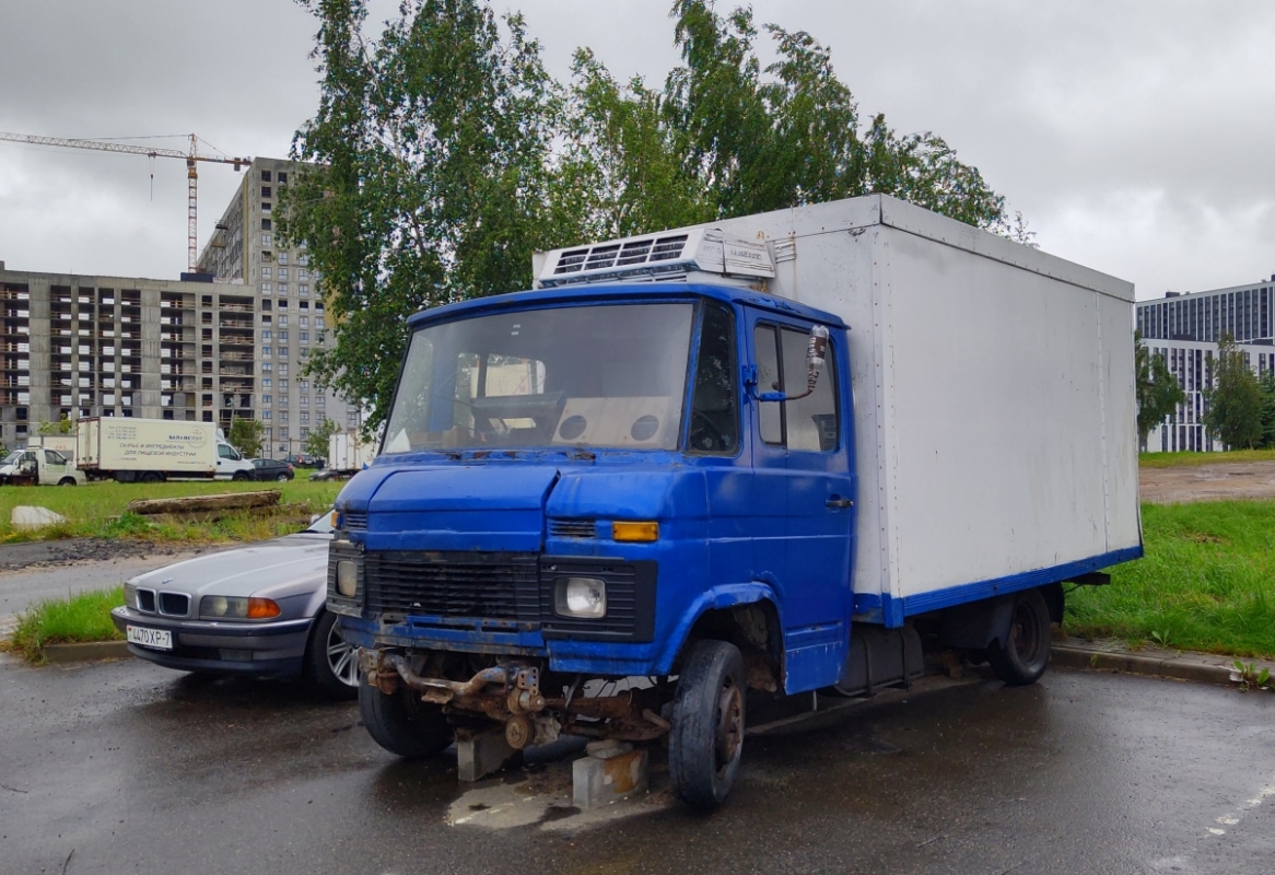 Минск, № АA 5803-7 — Mercedes-Benz T2 ('1967) 508