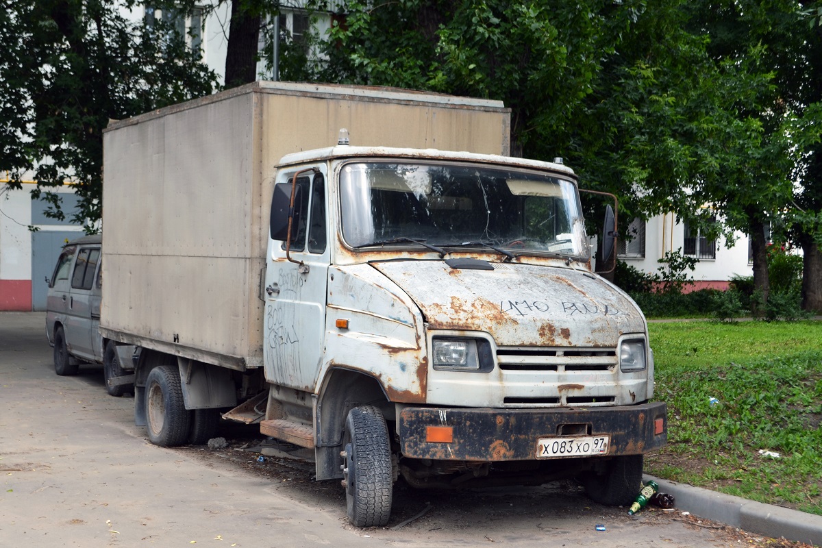 Москва, № Х 083 ХО 97 — ЗИЛ-5301БО "Бычок"