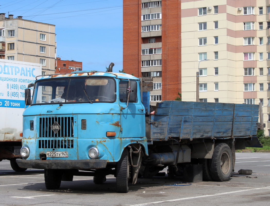 Ленинградская область, № В 225 ТУ 147 — IFA W50L (общая модель)