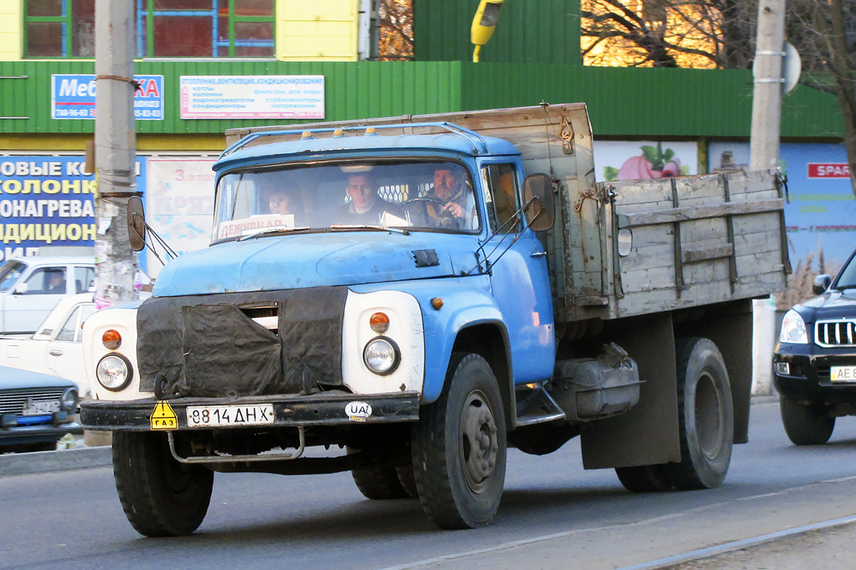 Днепропетровская область, № 8814 ДНХ — ЗИЛ-431610