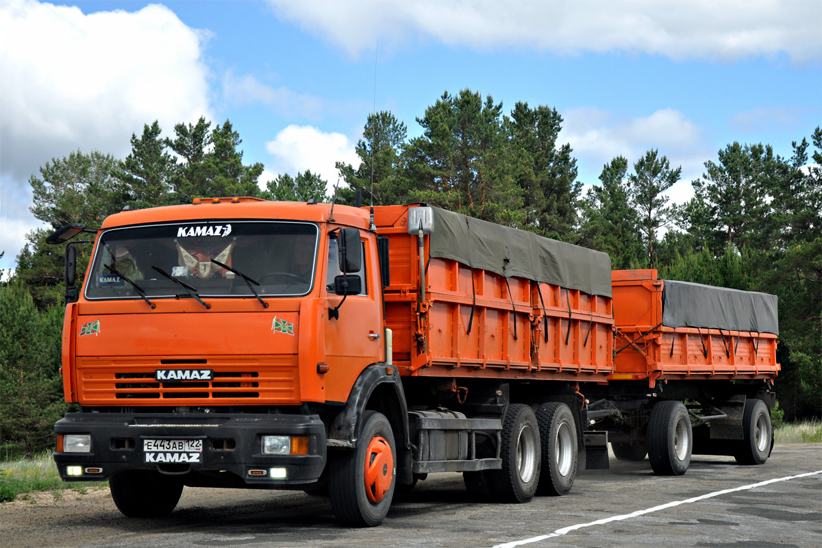 Алтайский край, № Е 443 АВ 122 — КамАЗ-65115-62