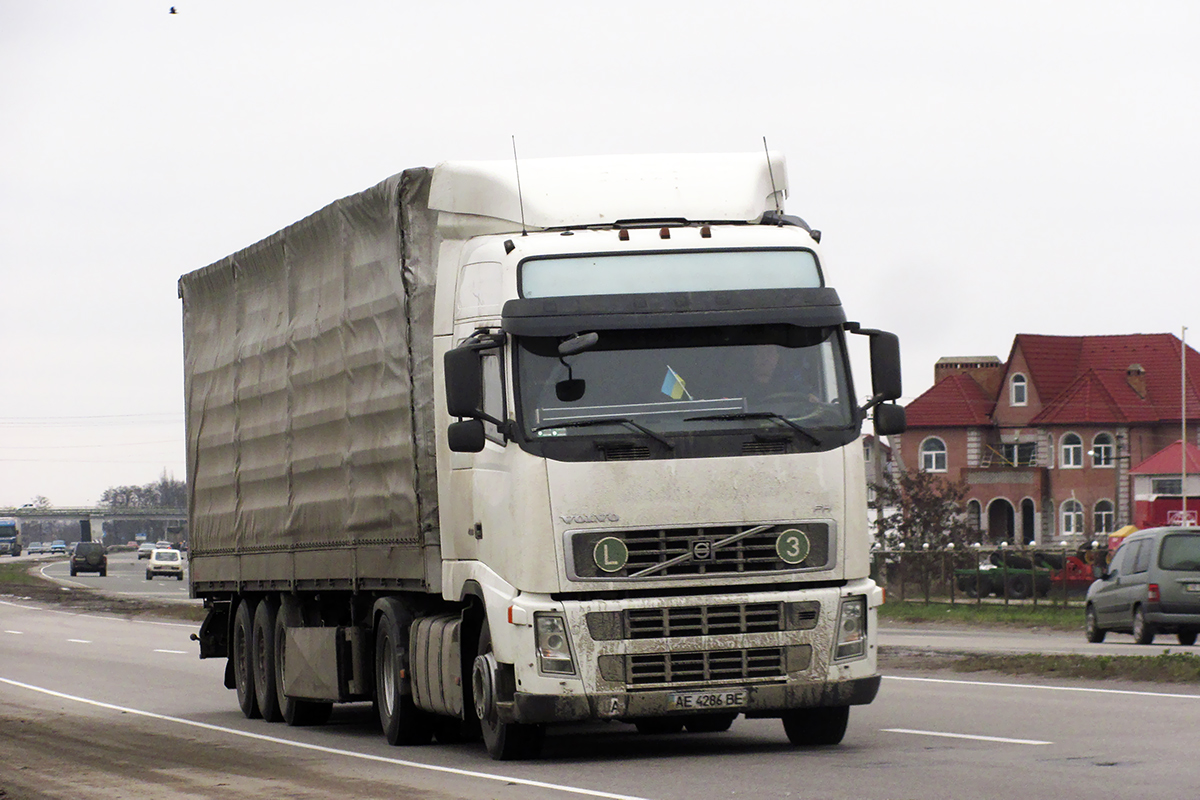 Днепропетровская область, № АЕ 4286 ВЕ — Volvo ('2002) FH12.420