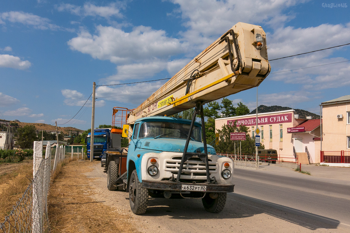 Крым, № А 632 РТ 82 — ЗИЛ-431412