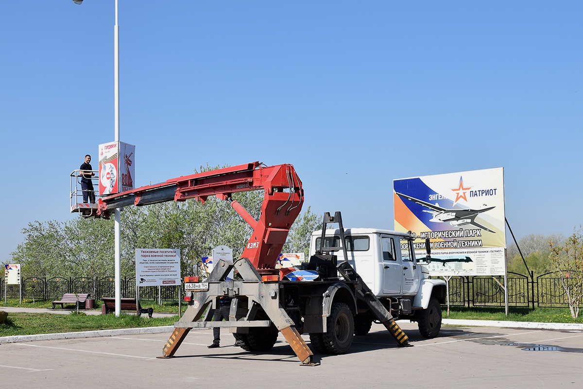 Саратовская область, № Е 638 НВ 164 — ГАЗ-33086 «Земляк»