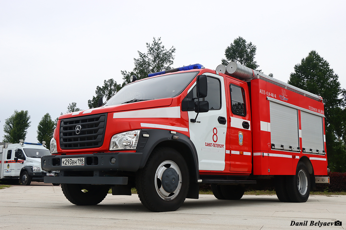 Санкт-Петербург, № К 293 ВН 198 — ГАЗ-C42R33