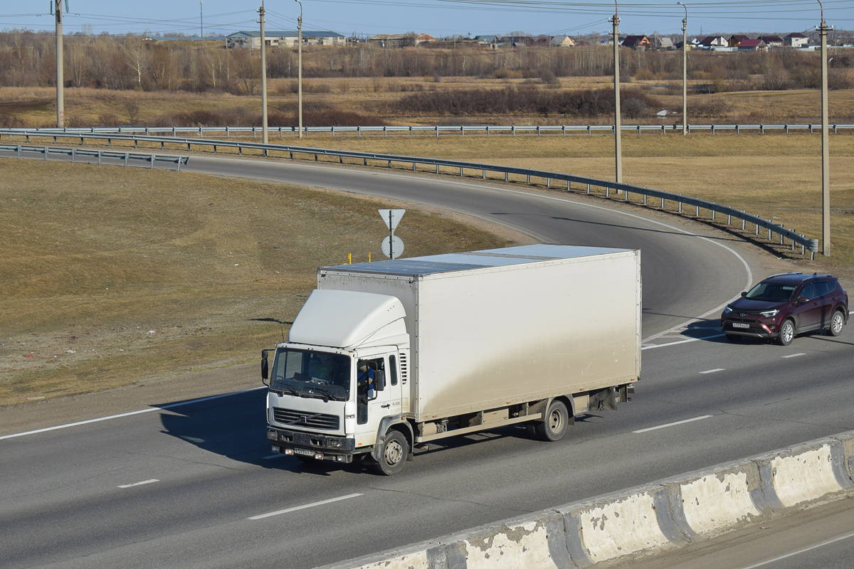 Новосибирская область, № К 599 ХХ 54 — Volvo FL6