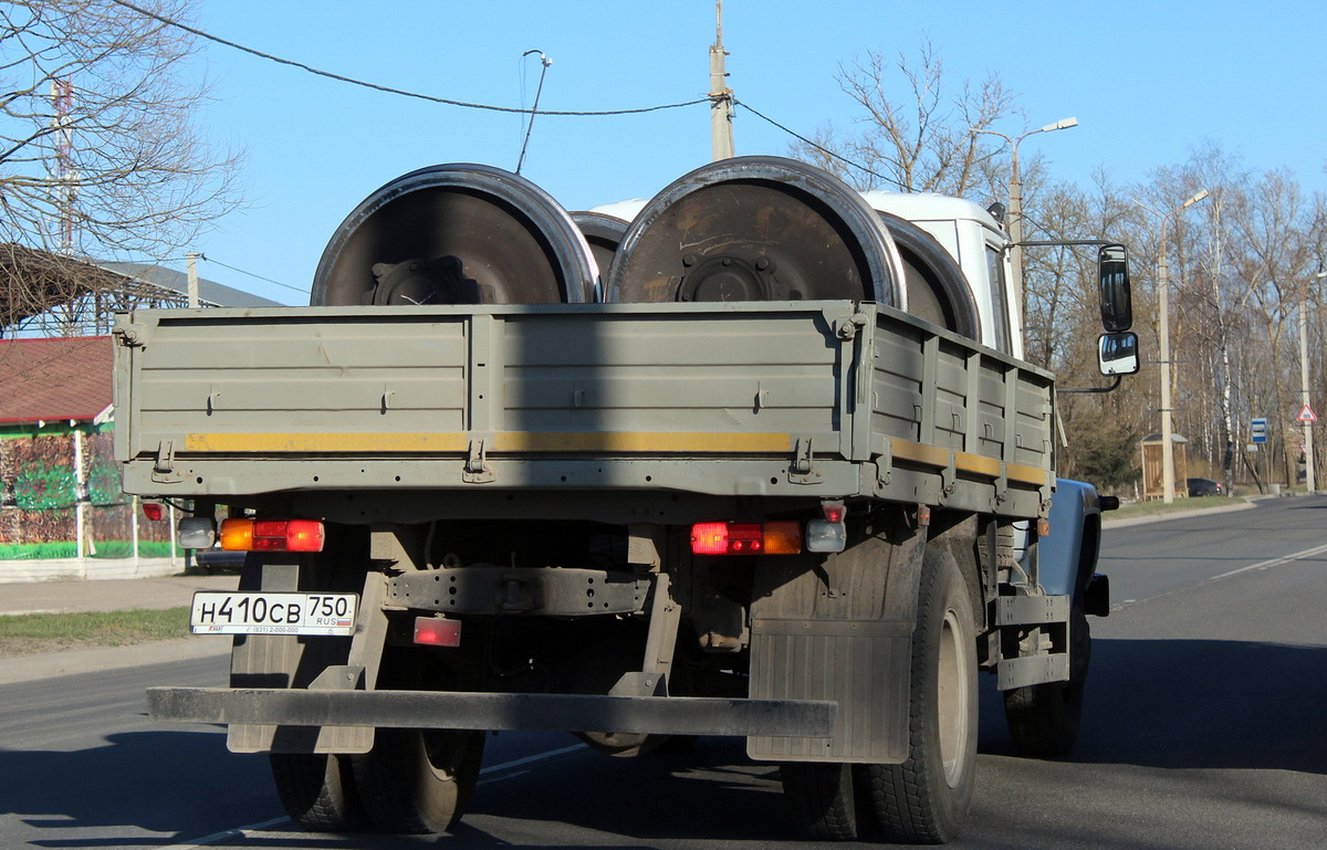 Московская область, № Н 410 СВ 750 — ГАЗ-33098