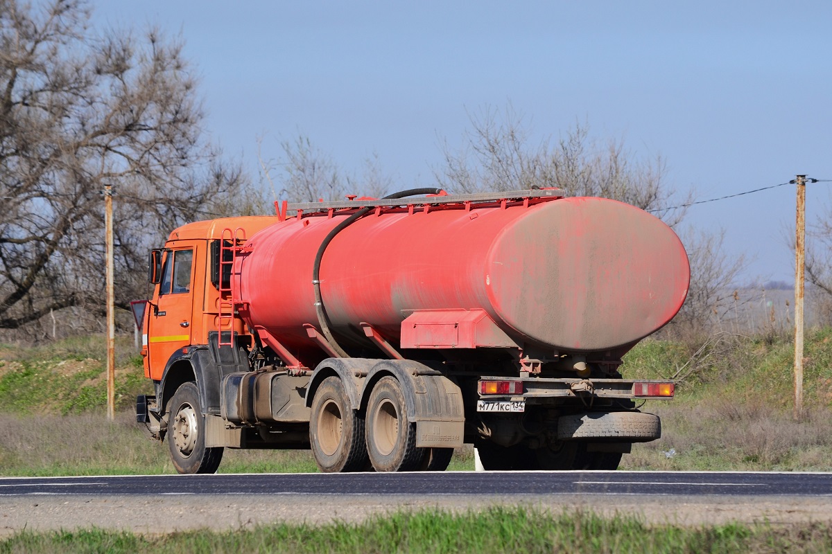 Волгоградская область, № М 771 КС 134 — КамАЗ-65115-62