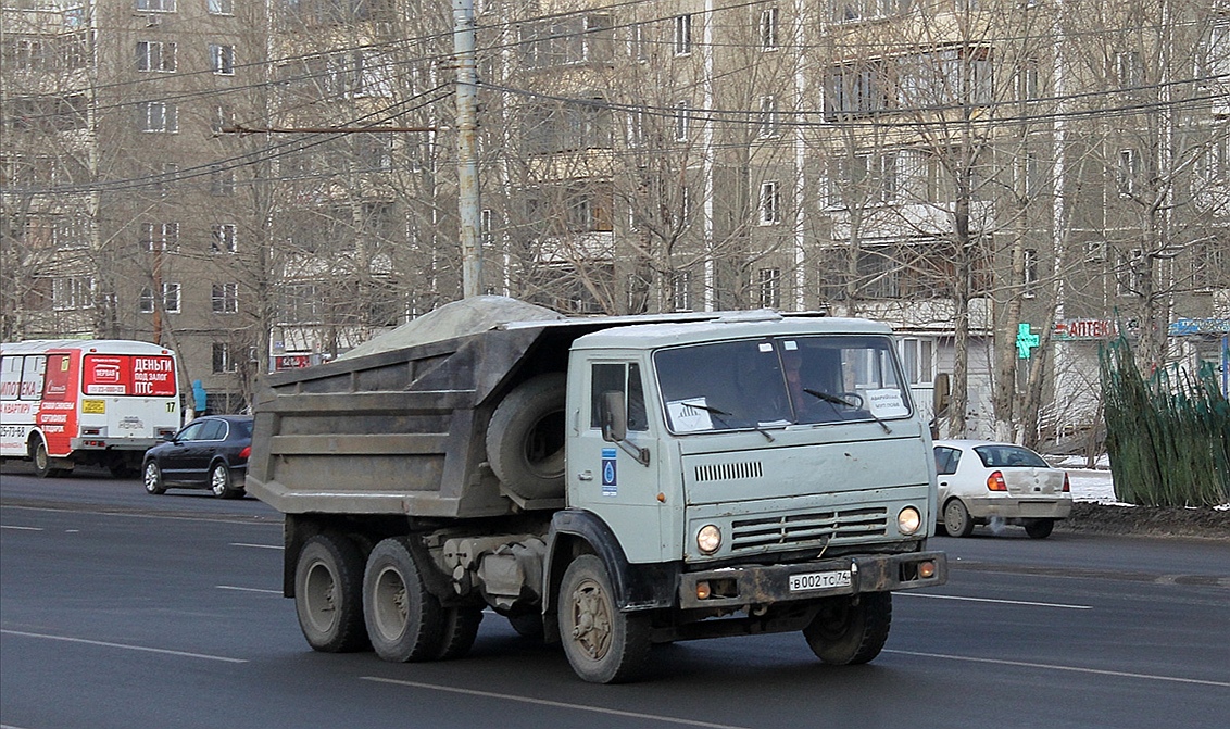 Челябинская область, № В 002 ТС 74 — КамАЗ-55111 [551110]