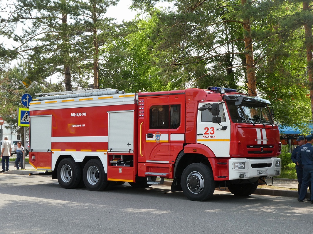 Приморский край, № Р 532 СК 125 — КамАЗ-65111-50