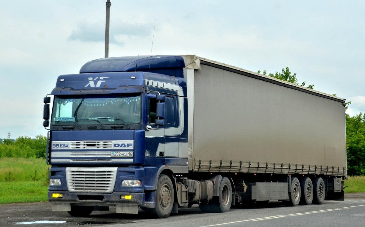 Восточно-Казахстанская область, № 252 HKA 16 — DAF 95XF FT