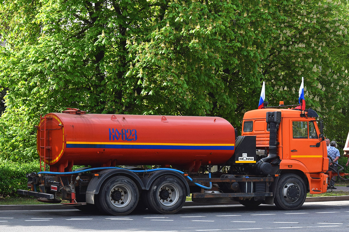 Волгоградская область, № К 483 ЕЕ 134 — КамАЗ-65115 (общая модель)