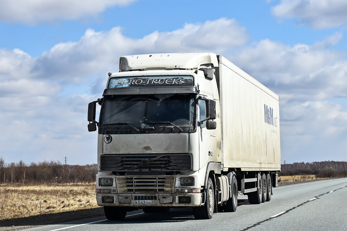 Дагестан, № К 542 РН 05 — Volvo ('1993) FH12.420