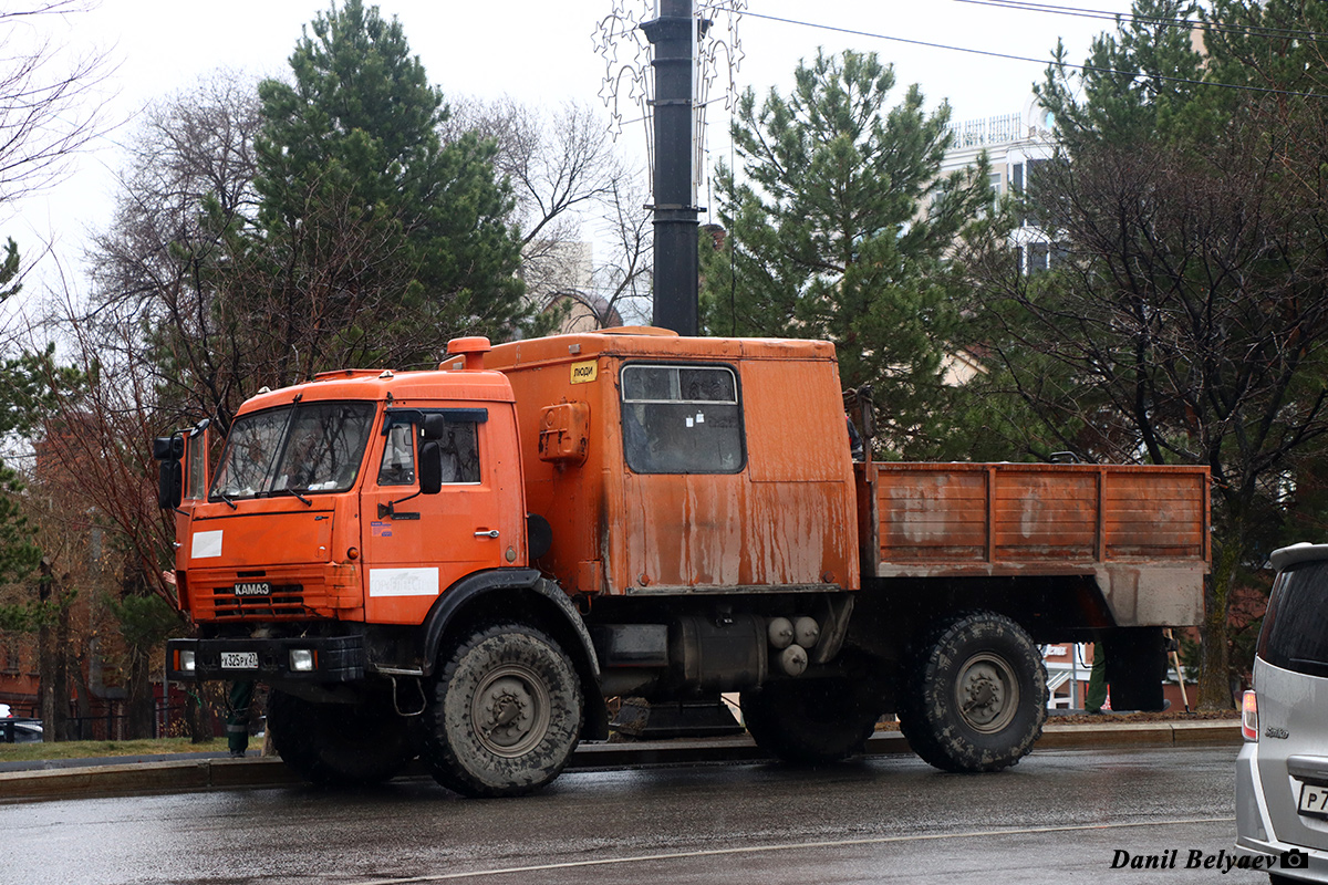 Хабаровский край, № Х 325 РХ 27 — КамАЗ-4326-02 [43260C]