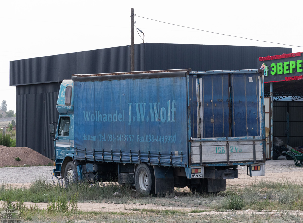 Киргизия, № I 9824 S — Scania (II) P82M