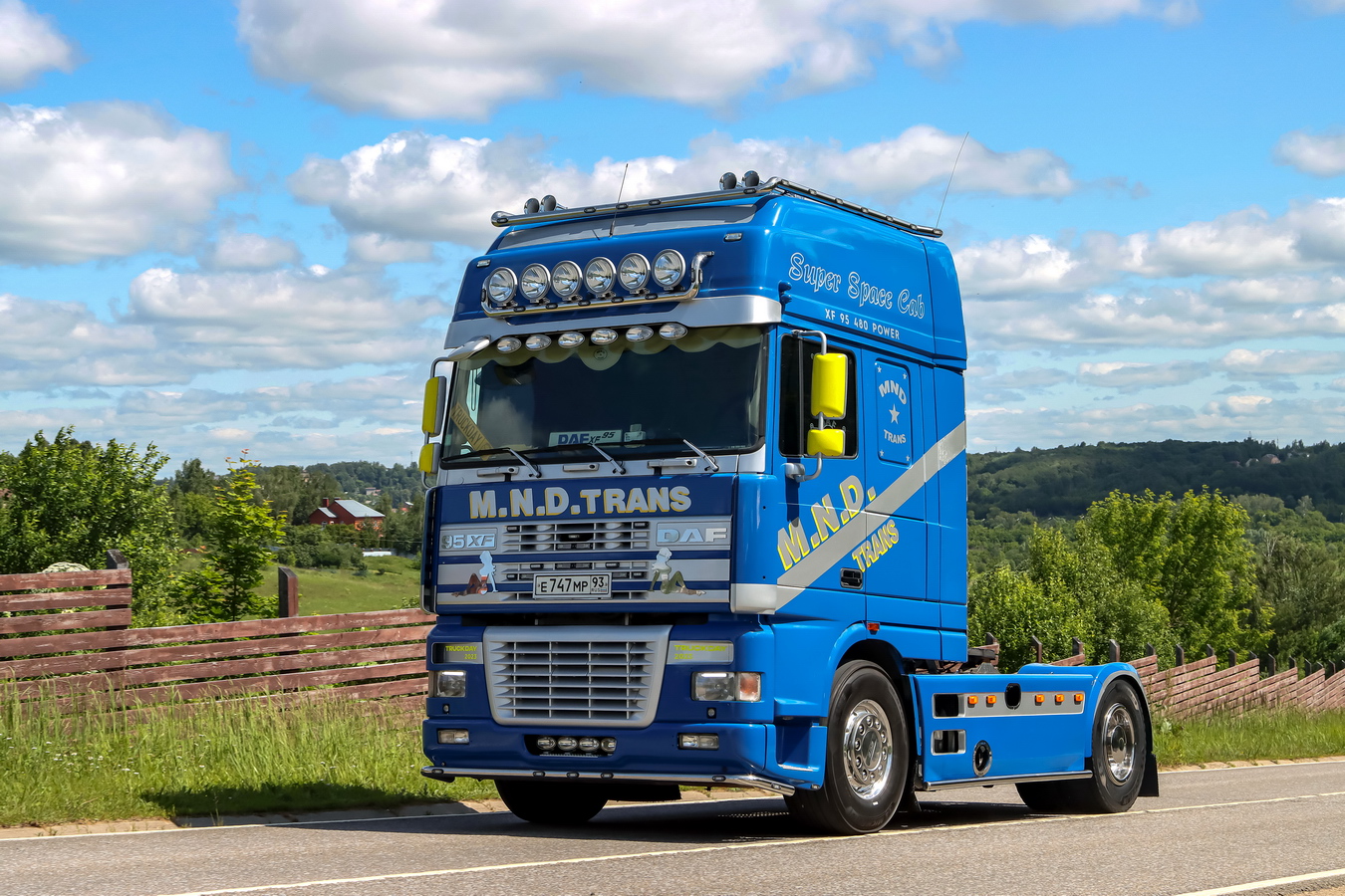 Краснодарский край, № Е 747 МР 93 — DAF 95XF FT; Московская область — Фестиваль TruckDay 2025