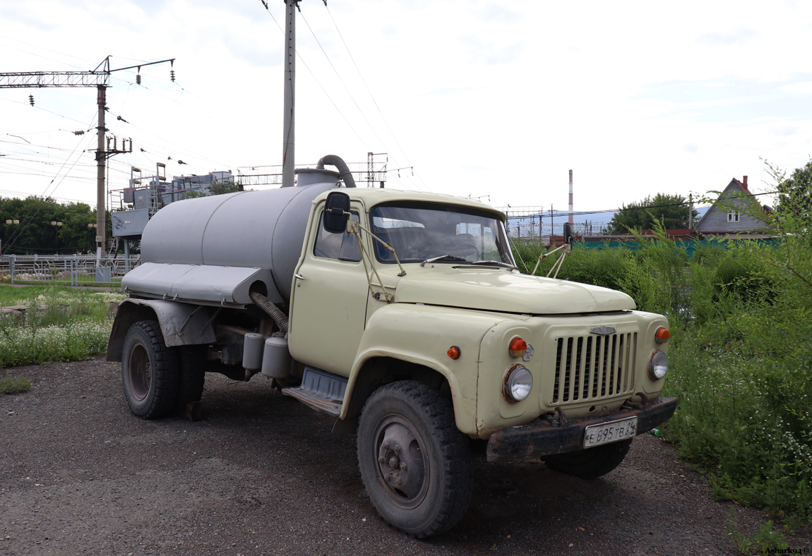 Красноярский край, № Е 895 ТВ 24 — ГАЗ-53-12